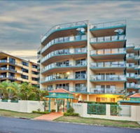 The Esplanade Picnic Point - Accommodation Cooktown