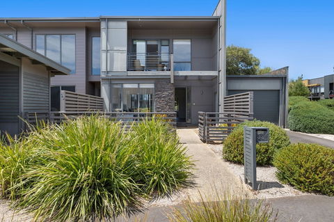 Beach & Golf Stays Torquay - Accommodation Cooktown 1