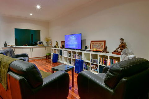 Crossroads Ecomotel - Accommodation Cooktown 7