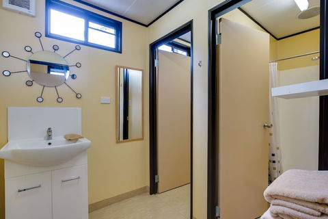 Beach Holiday Apartments Rye - Accommodation Cooktown 6