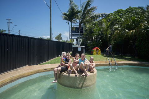 Cool Palms Motel - Accommodation Cooktown 2