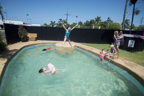 Cool Palms Motel - Accommodation Cooktown 4