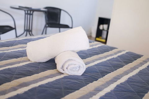 Cool Palms Motel - Accommodation Cooktown 7