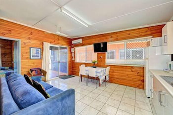 Bargara Gardens Motel & Holiday Villas - Accommodation Cooktown 6