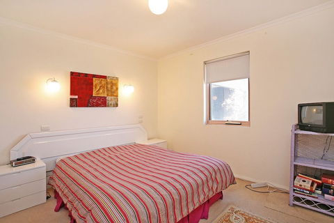 Two Bays Apartments - Accommodation Cooktown 1