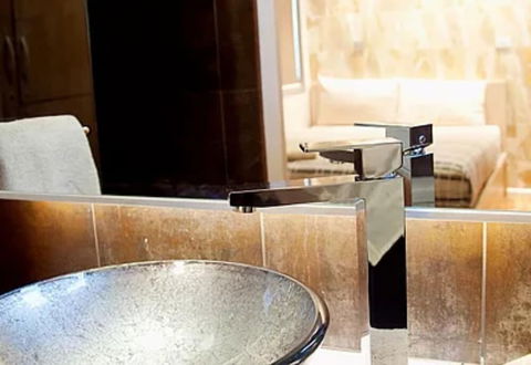 Newman Hotel - Accommodation Cooktown 1