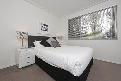Accommodate Canberra - Glebe Park - Accommodation Cooktown 7