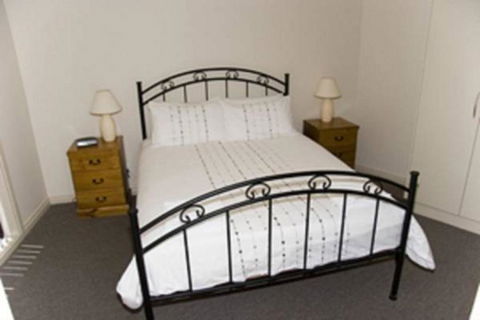 Cliff House Beachfront Villas - Accommodation Cooktown 3