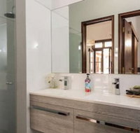 Fairway Manor Accommodation - Accommodation Cooktown