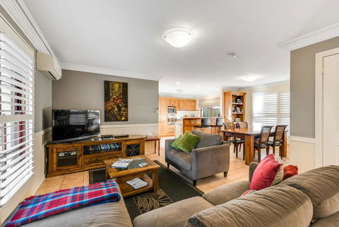 Bannockburn Lodge - Accommodation Cooktown 5