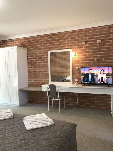 Country Gardens Motor Inn - Accommodation Cooktown 5