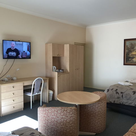 Country Gardens Motor Inn - Accommodation Cooktown 4