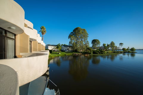 Capri Waters Country Club - Accommodation Cooktown 1
