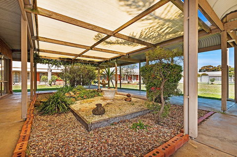 All Rivers Motor Inn - Accommodation Cooktown 0