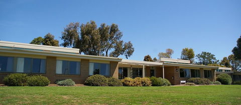 Deakin Geelong Units - Accommodation Cooktown 3