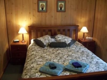 Clare Valley Cabins - Accommodation Cooktown 6