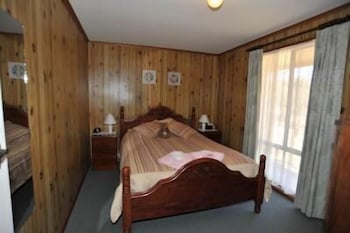 Clare Valley Cabins - Accommodation Cooktown 4