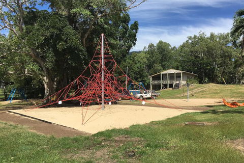 Whitsunday Waterfront Apartments - Accommodation Cooktown 2