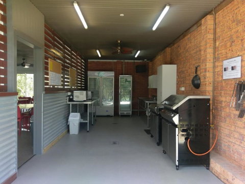 Tuncurry Lakes Resort - Accommodation Cooktown 4