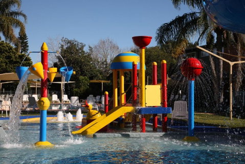 Tuncurry Lakes Resort - Accommodation Cooktown 5