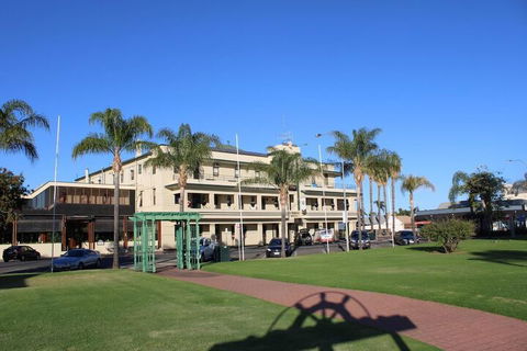 Renmark Hotel Motel - Accommodation Cooktown 3