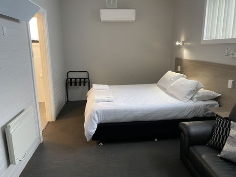 The Elimatta Hotel - Accommodation Cooktown 3