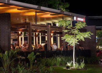 Browns Plains Hotel - Accommodation Cooktown 3