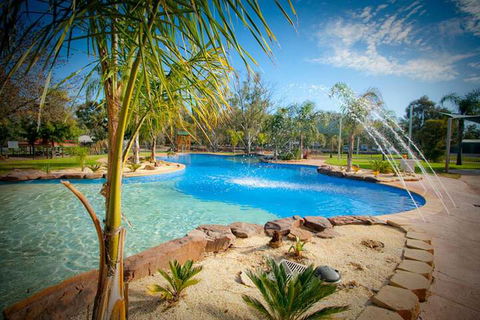 Tasman Holiday Parks - Merool On The Murray - Accommodation Cooktown 1