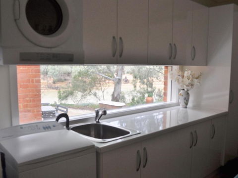 Captains Cottage Bed & Breakfast - Accommodation Cooktown 2