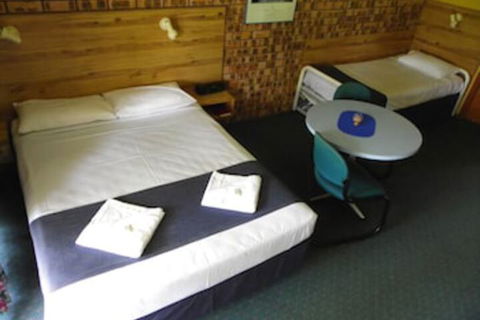 Surfside Resort Motel - Accommodation Cooktown 4