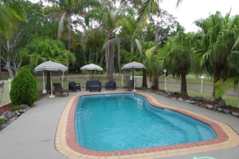 Surfside Resort Motel - Accommodation Cooktown 2