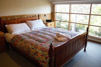 81 On Freycinet - Accommodation Cooktown 1