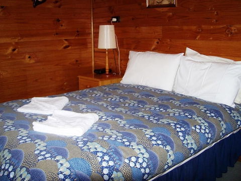 81 On Freycinet - Accommodation Cooktown 4