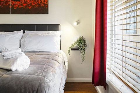 Short Stays Gippsland - Accommodation Cooktown 1