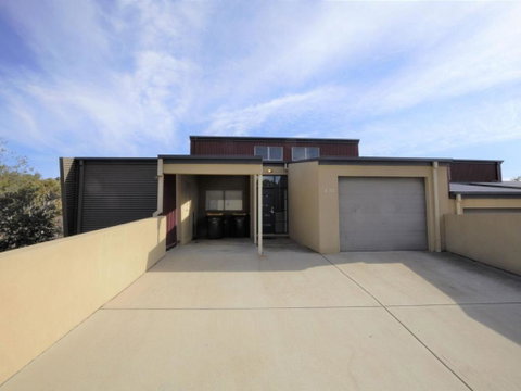 Wedgetail 2 - Accommodation Cooktown 3