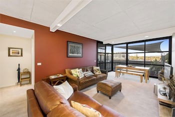 Accommodate Canberra - Dockside - Accommodation Cooktown 4