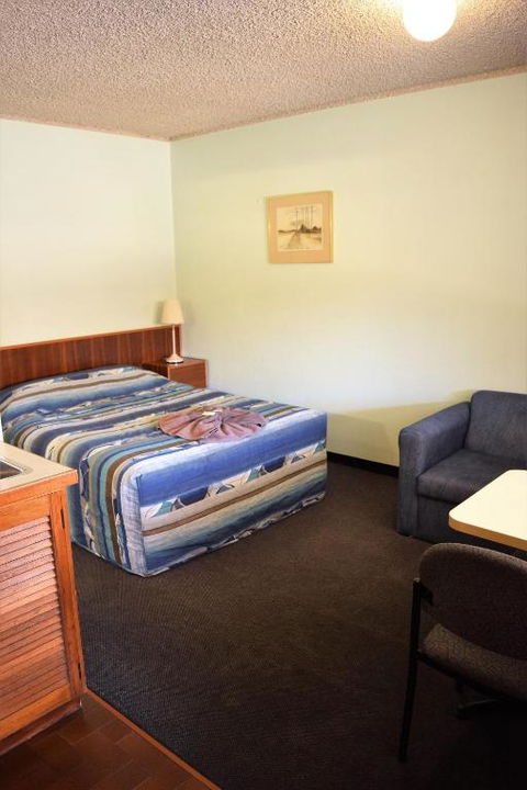 Alkira Motel - Accommodation Cooktown 3