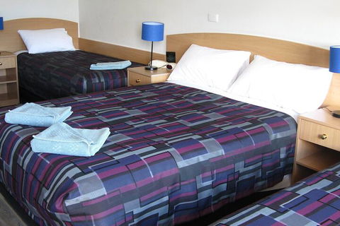 White Manor Motel - Accommodation Cooktown 5