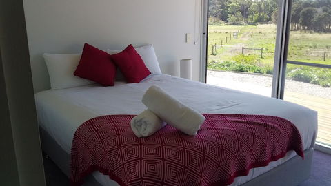 Pelican Point Sanctuary - Accommodation Cooktown 3