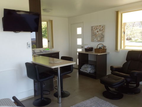 Pelican Point Sanctuary - Accommodation Cooktown 4