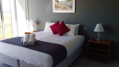 Pelican Point Sanctuary - Accommodation Cooktown 2