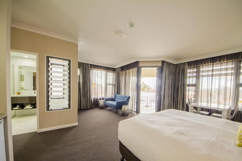 Cowra Services Club Motel - Accommodation Cooktown 6