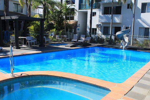 Ocean Side Hawks Nest - Accommodation Cooktown 3