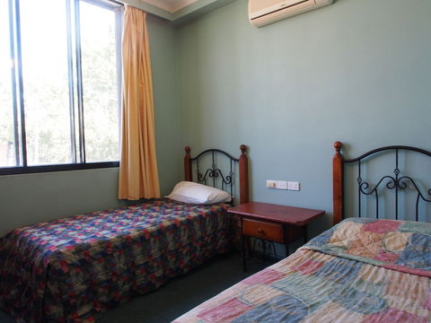 Harp Hotel - Accommodation Cooktown 1