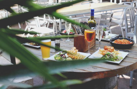 Caledonian Inn - Accommodation Cooktown 2