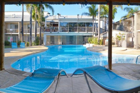Mandurah Motel And Apartments - Accommodation Cooktown 2