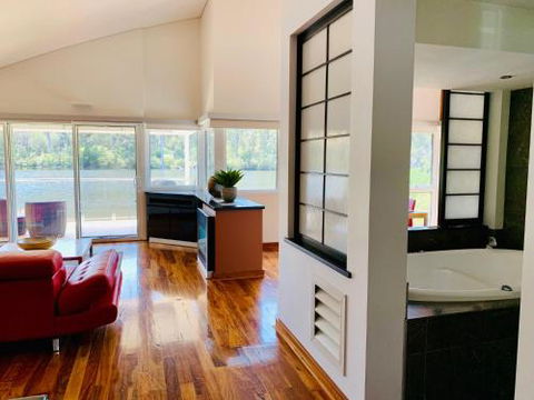 Silkwood Chalets - Accommodation Cooktown 3