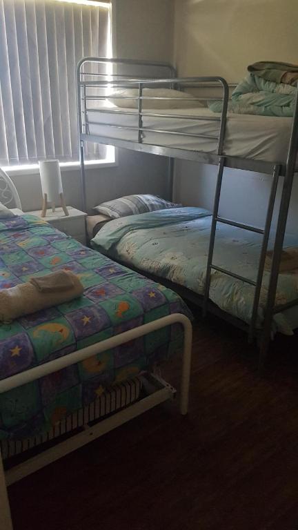 Grey Pebbles - Accommodation Cooktown 5