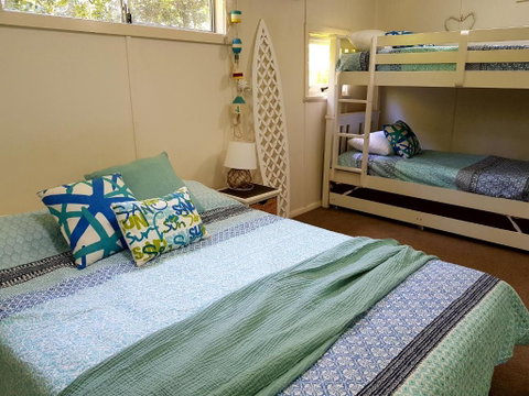 CHILL OUT BEACH HOUSE At FORSTER - Accommodation Cooktown 1