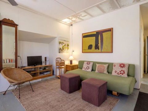 Eddies Place - Accommodation Cooktown 6